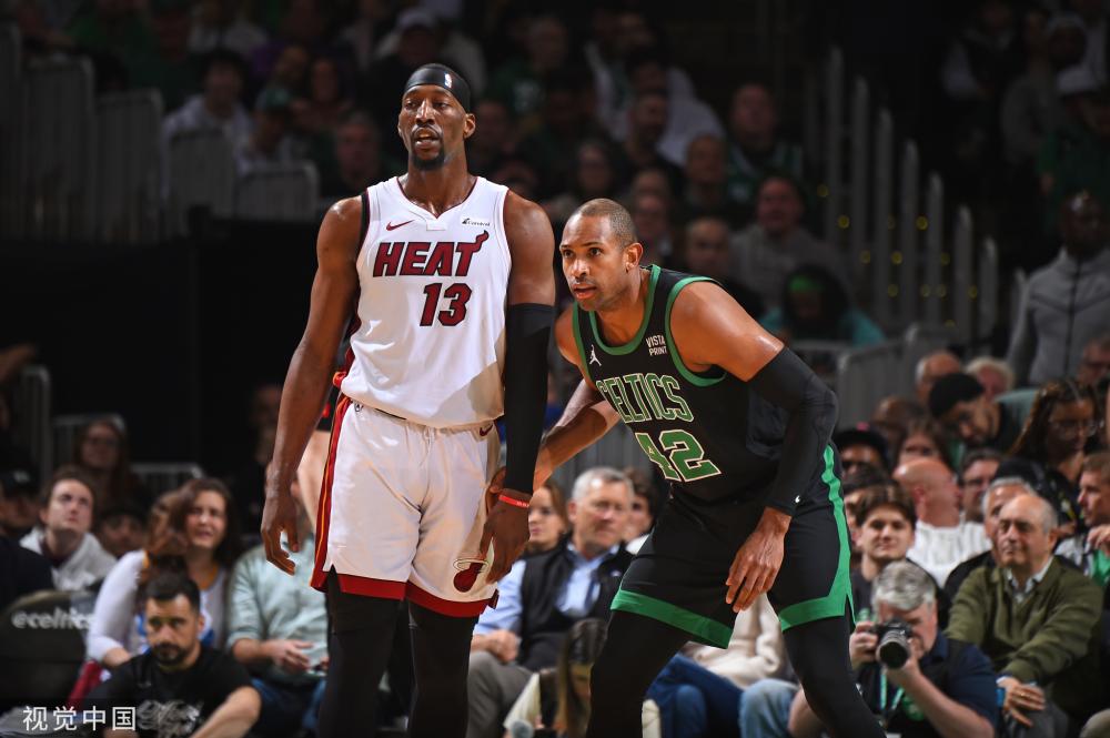 育运动会上 育运动会上