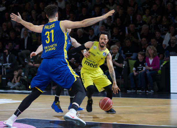 在一场开场 在一场开场