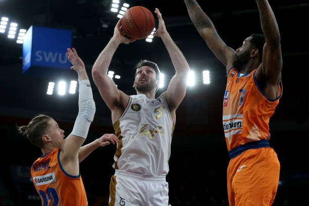 在刚刚结束 在刚刚结束