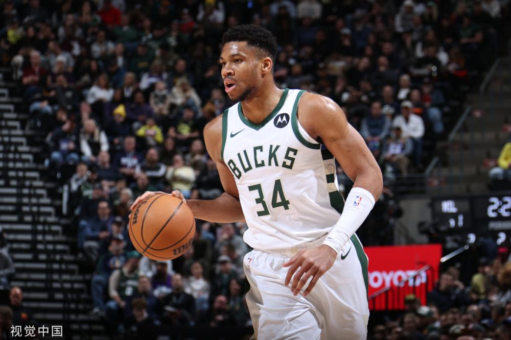 以其卓越的 以其卓越的