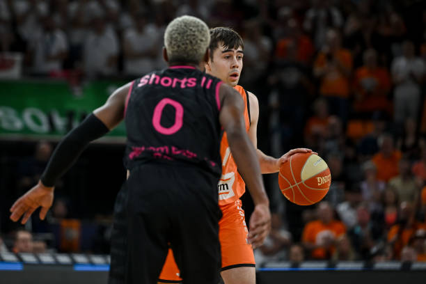 比如通过深 比如通过深